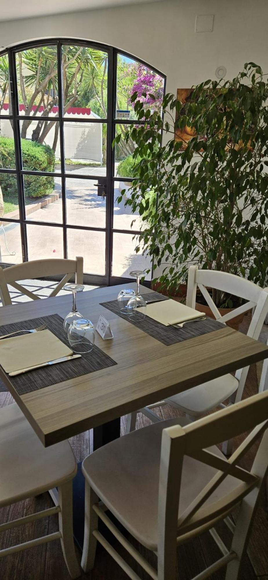 קואליאנו Hotel Mediterraneo מראה חיצוני תמונה