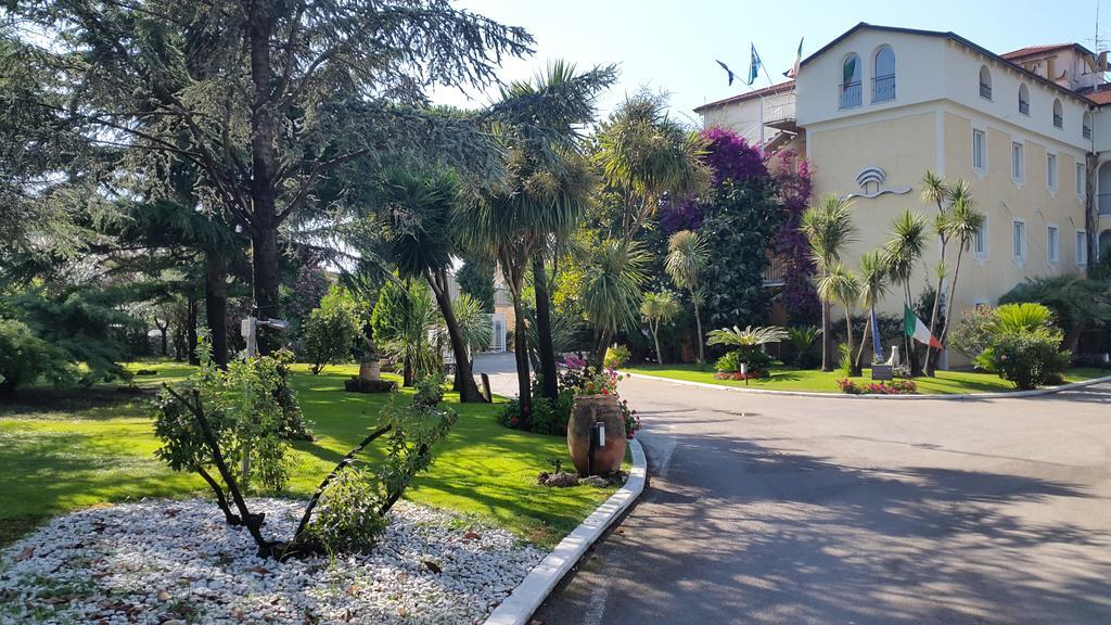 קואליאנו Hotel Mediterraneo מראה חיצוני תמונה
