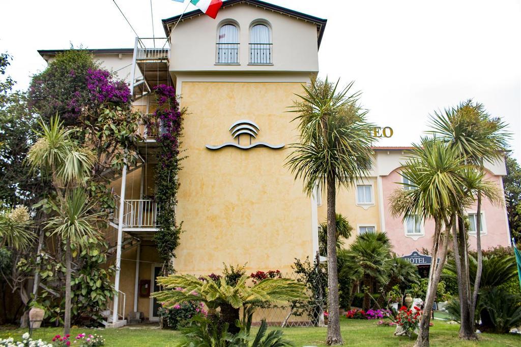 קואליאנו Hotel Mediterraneo מראה חיצוני תמונה
