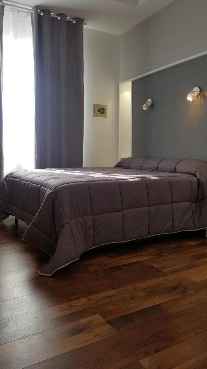 קואליאנו Hotel Mediterraneo מראה חיצוני תמונה